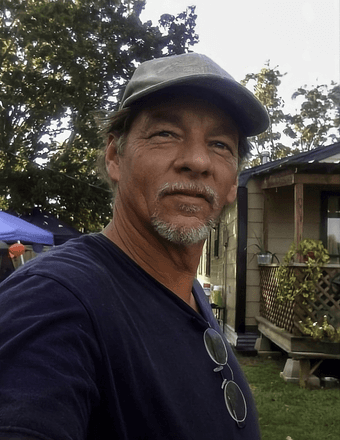 Raye Edward Storts Obituary